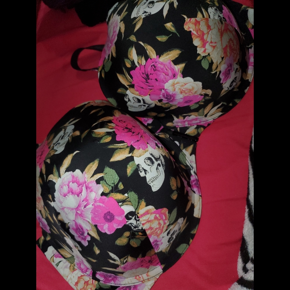 Torrid Bra 46DDD
